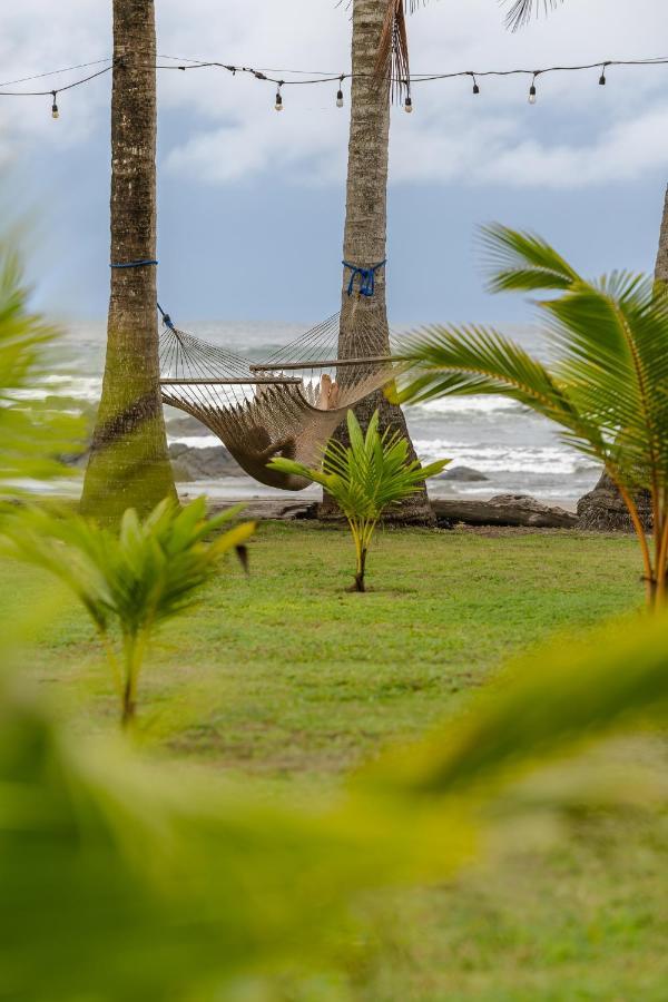 Salvatierra Beachfront Hotel Puerto Coyote Ngoại thất bức ảnh