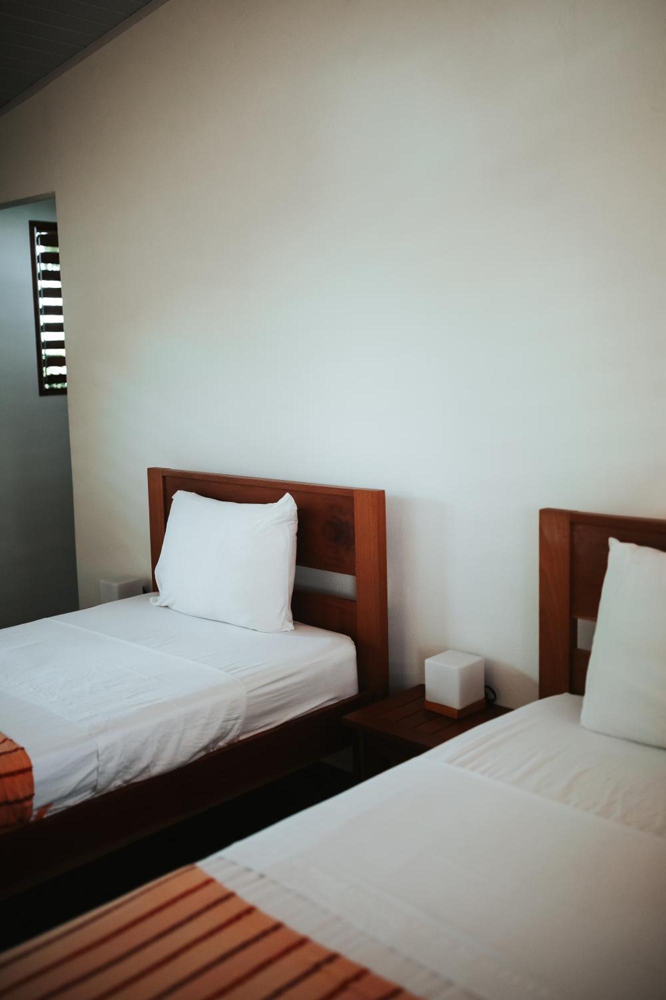 Salvatierra Beachfront Hotel Puerto Coyote Phòng bức ảnh